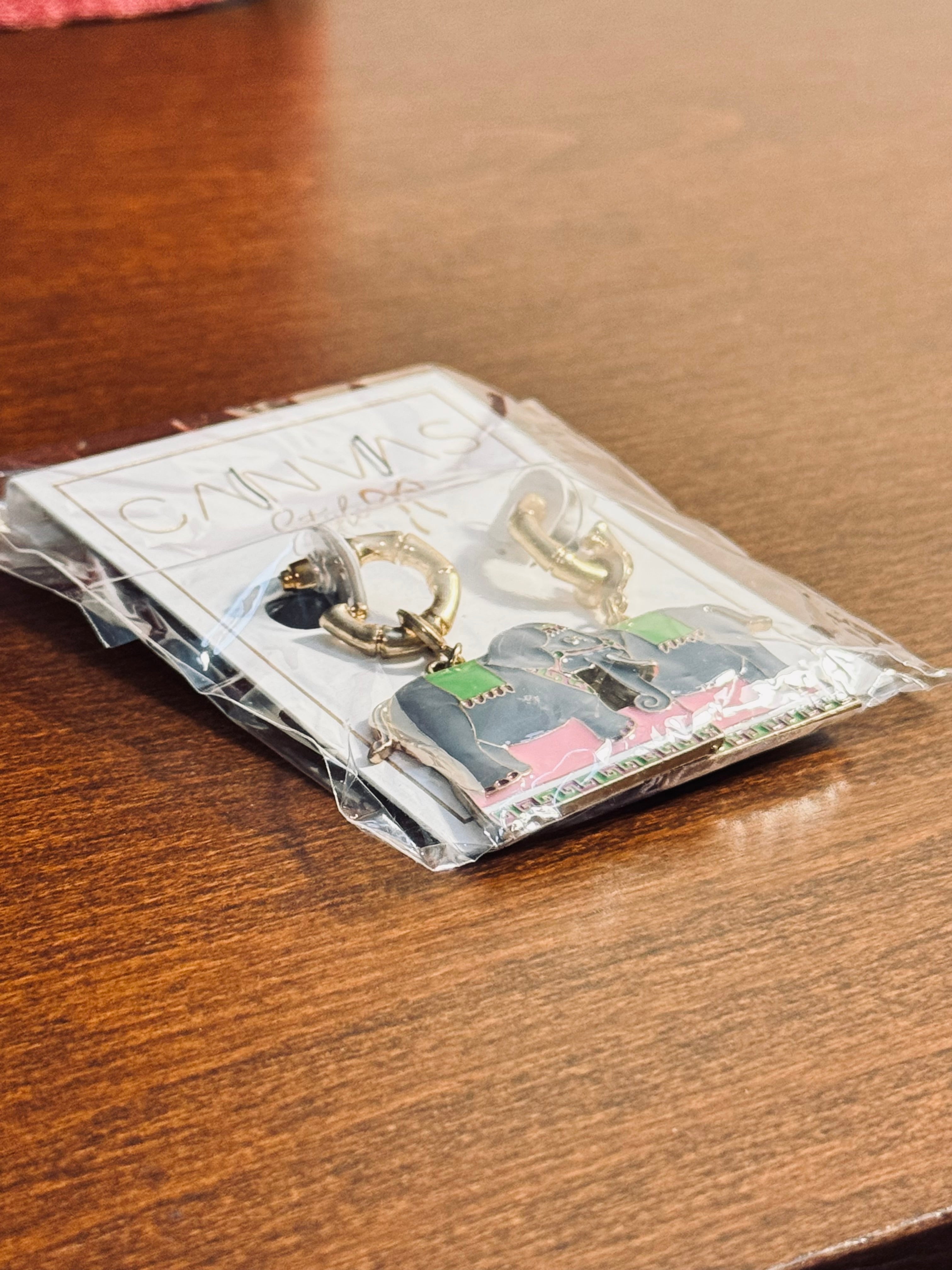 Canvas Style Enamel Elephant Hoop Earrings Gold Tone Bamboo New In Package