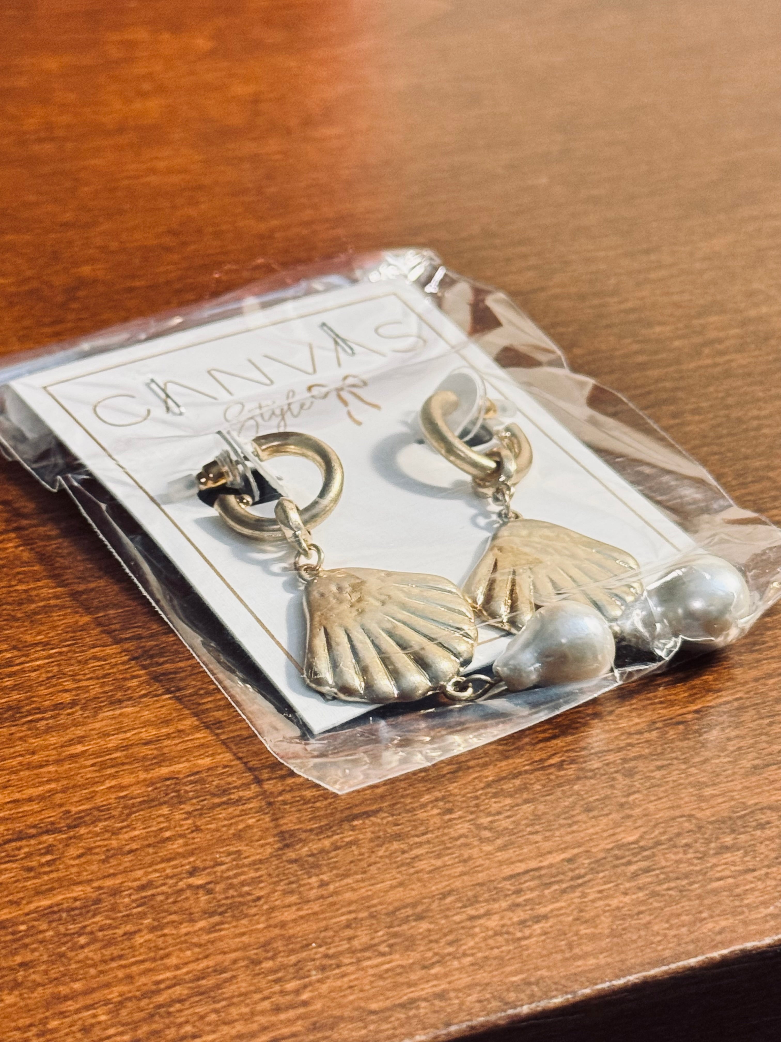 CANVAS Style Gold Seashell Pearl Drop Earrings NIP Coastal Baroque New