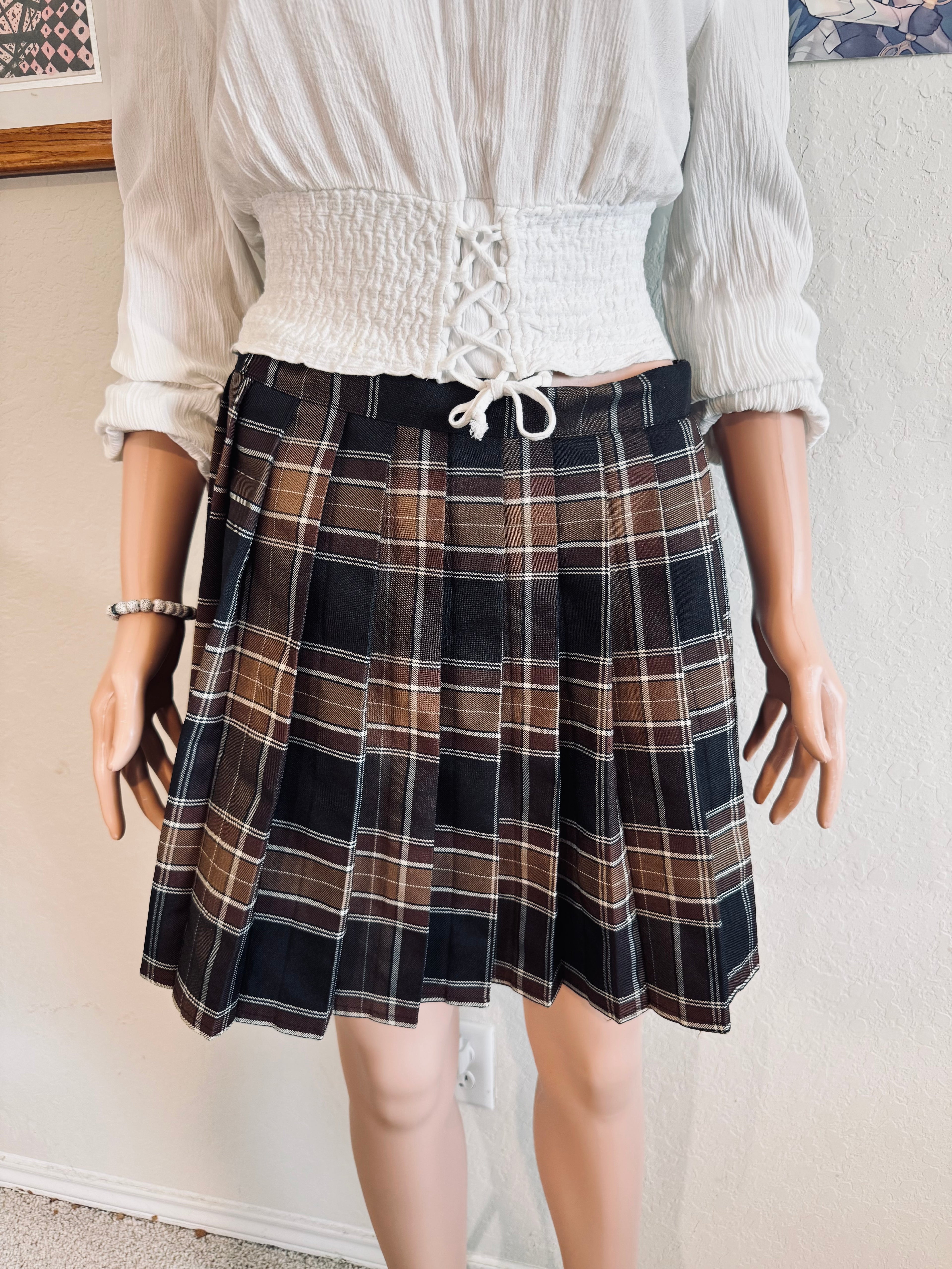Thrifted Urban CoCo Dark Academia Plaid Pleated Mini Skirt — Size M