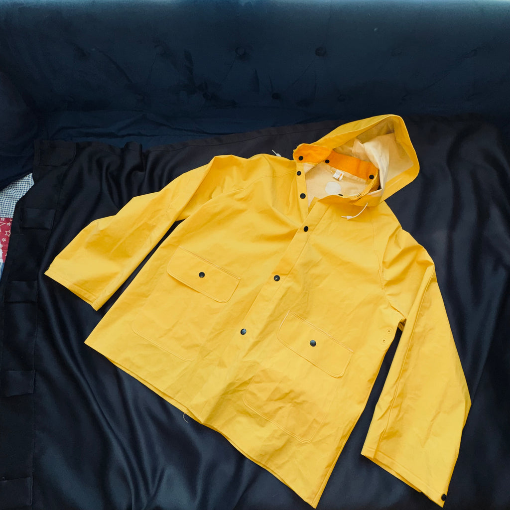 Men's Yellow Hooded Raincoat - Classic Waterproof Jacket