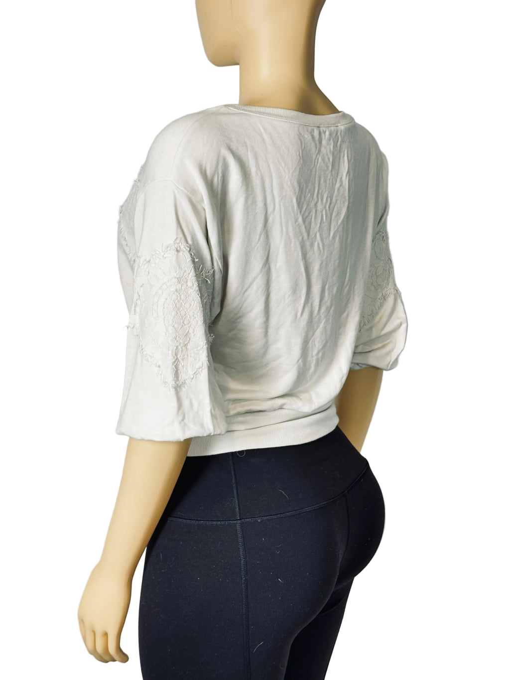 Express White Short Sleeved Blouse with Lace Embellishment Women's S Pre Owned