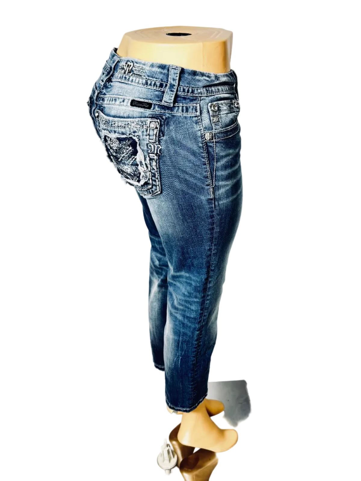 Vintage Y2K Era Miss Me Jeans Medium Wash Womens 31” waist Pre Owned