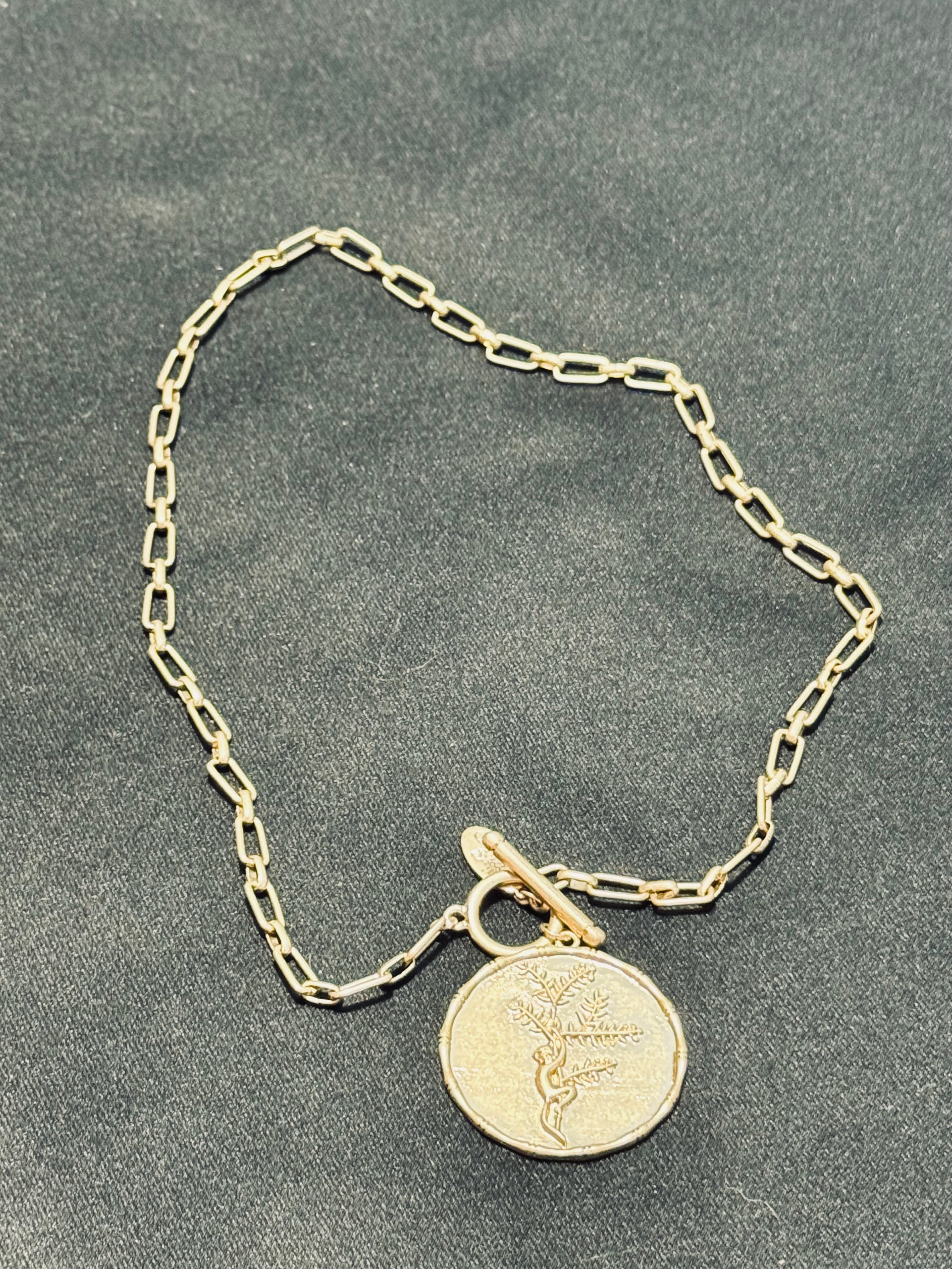 Canvas Style Gold Tone Monkey Coin Pendant Necklace Toggle Clasp Paperclip Chain
