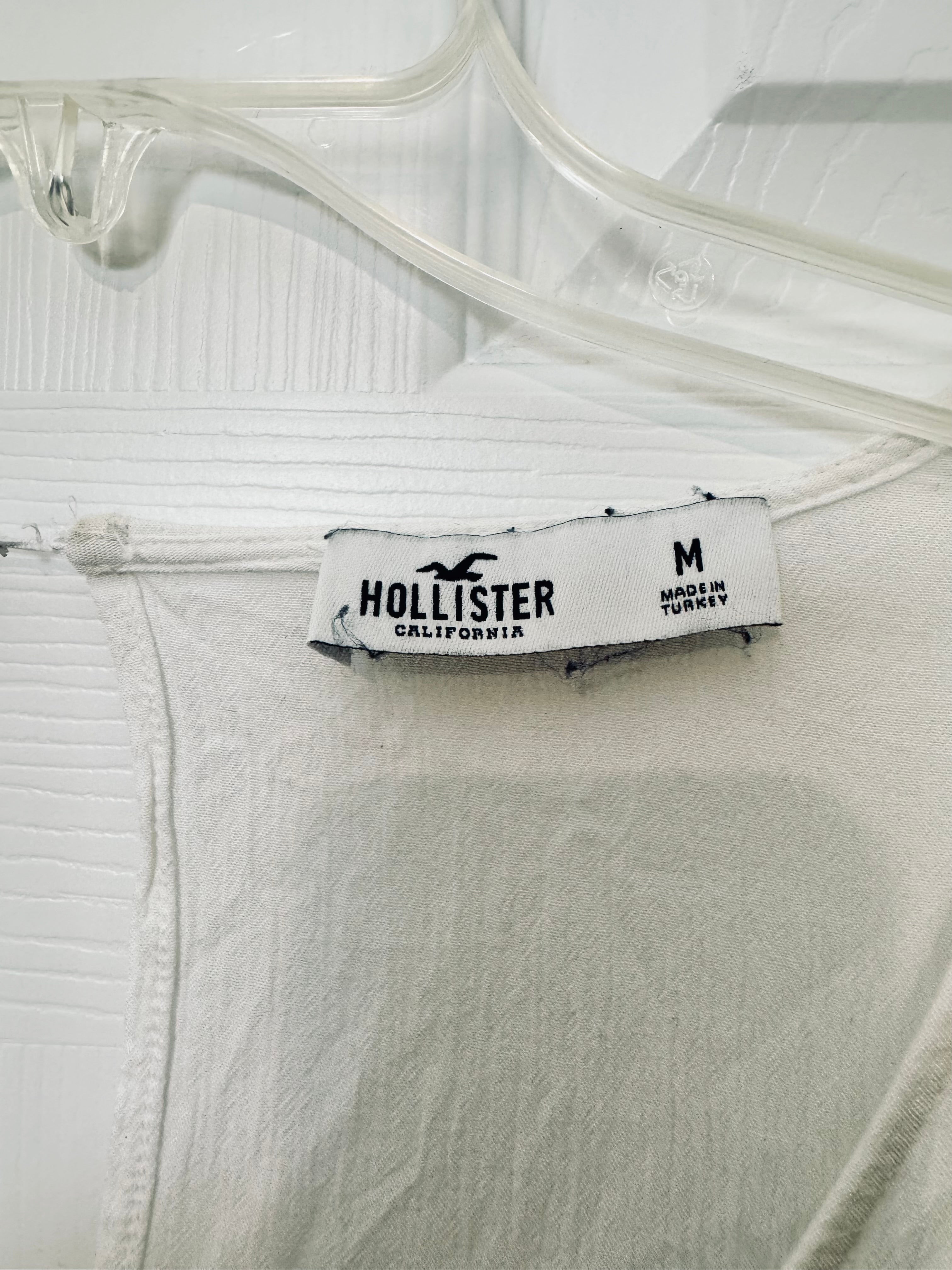 Hollister White Smocked, Lace-Up Tie-Front Keyhole-Back Long-Sleeve Crop-Top Boho Cottagecore Women’s Shirt Size M.