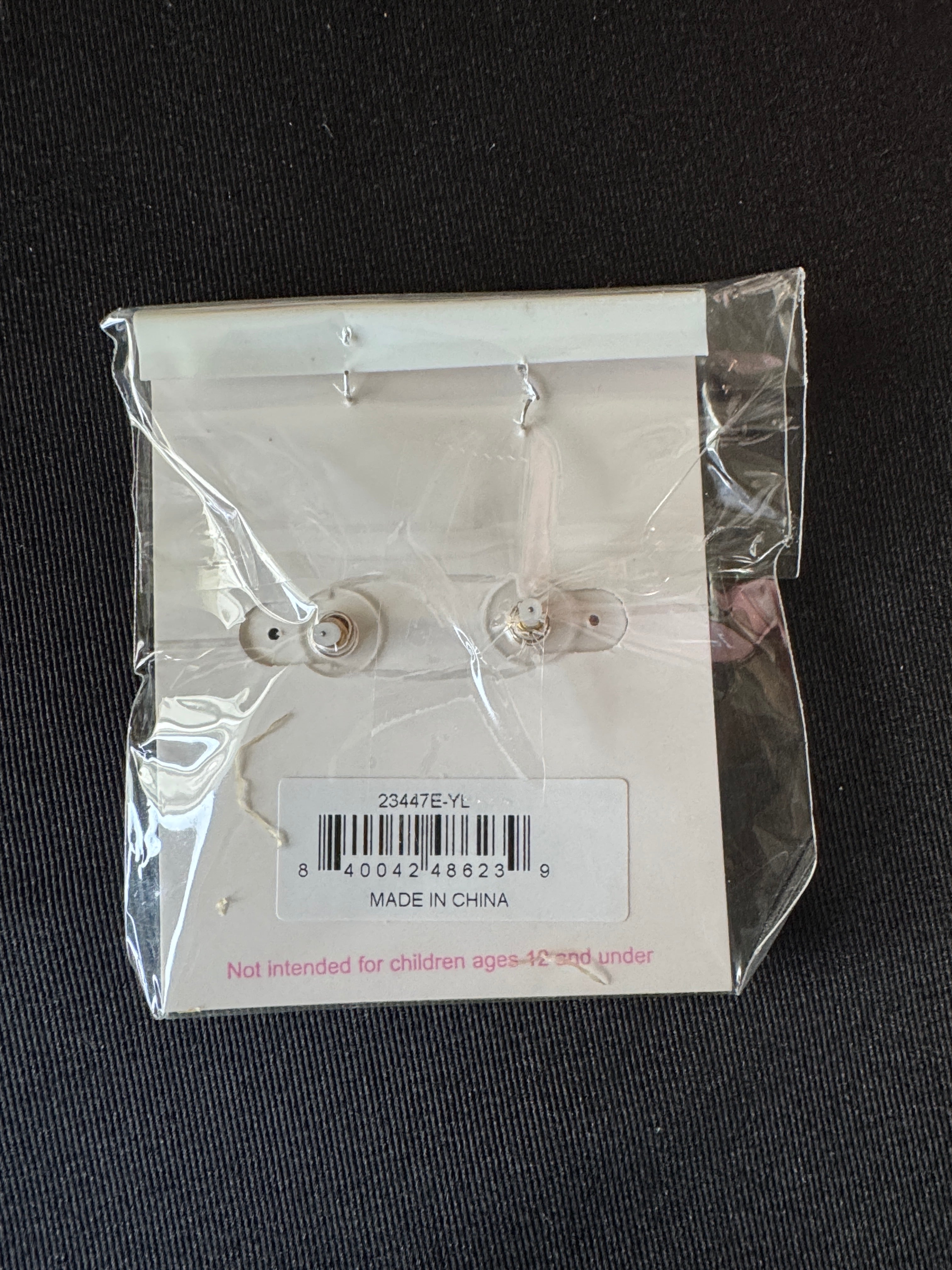Canvas Style Nautical Enamel Sailboat Stud Earrings – Brand New