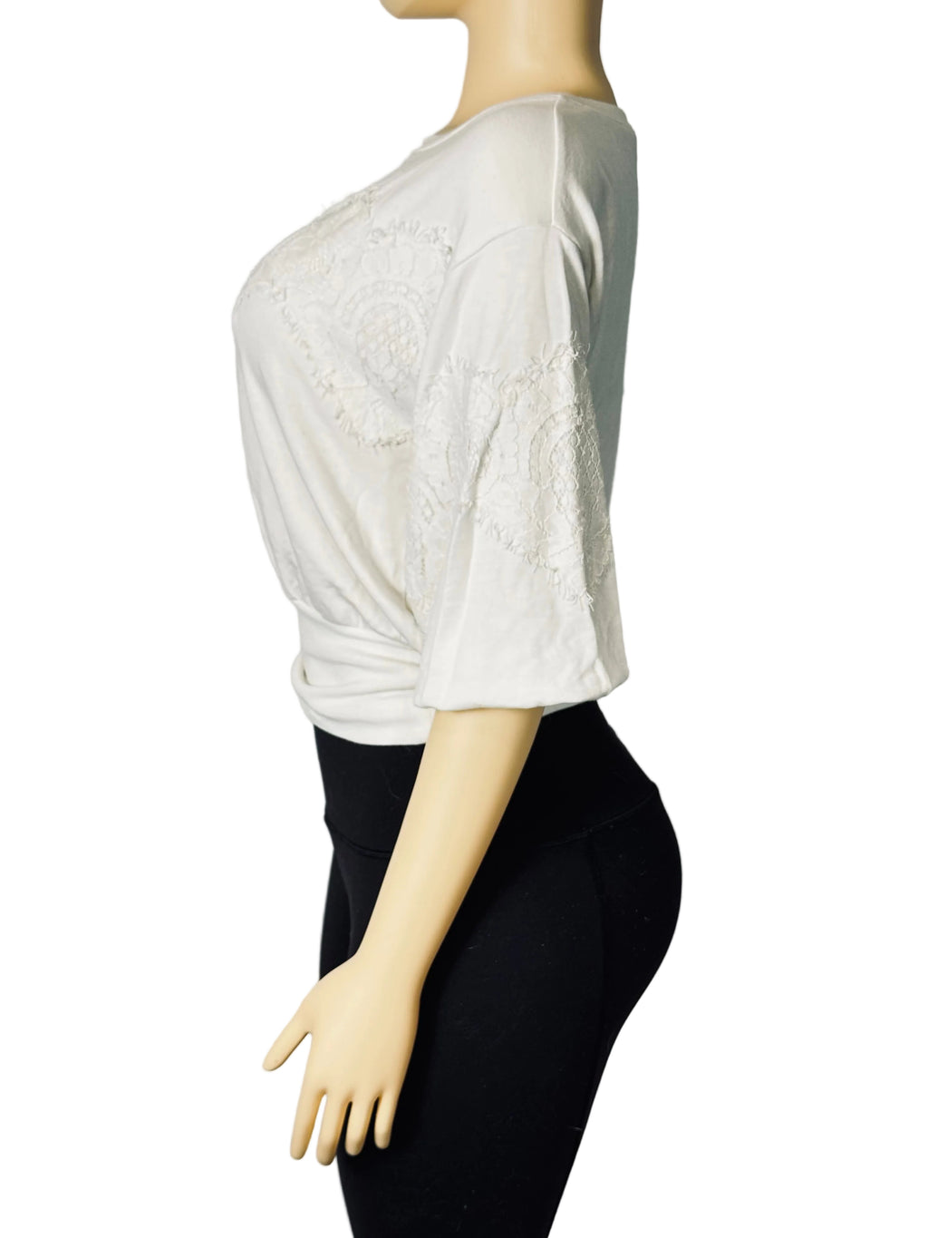 Express White Short Sleeved Blouse with Lace Embellishment Women's S Pre Owned