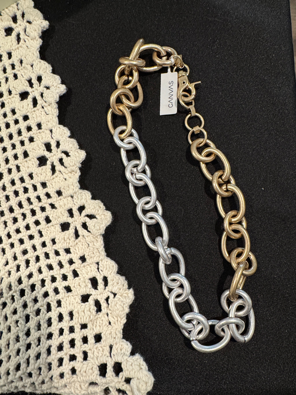 Canvas Style Two-Tone Mixed Metal Chunky Link Necklace