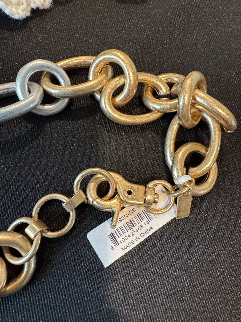 Canvas Style Two-Tone Mixed Metal Chunky Link Necklace