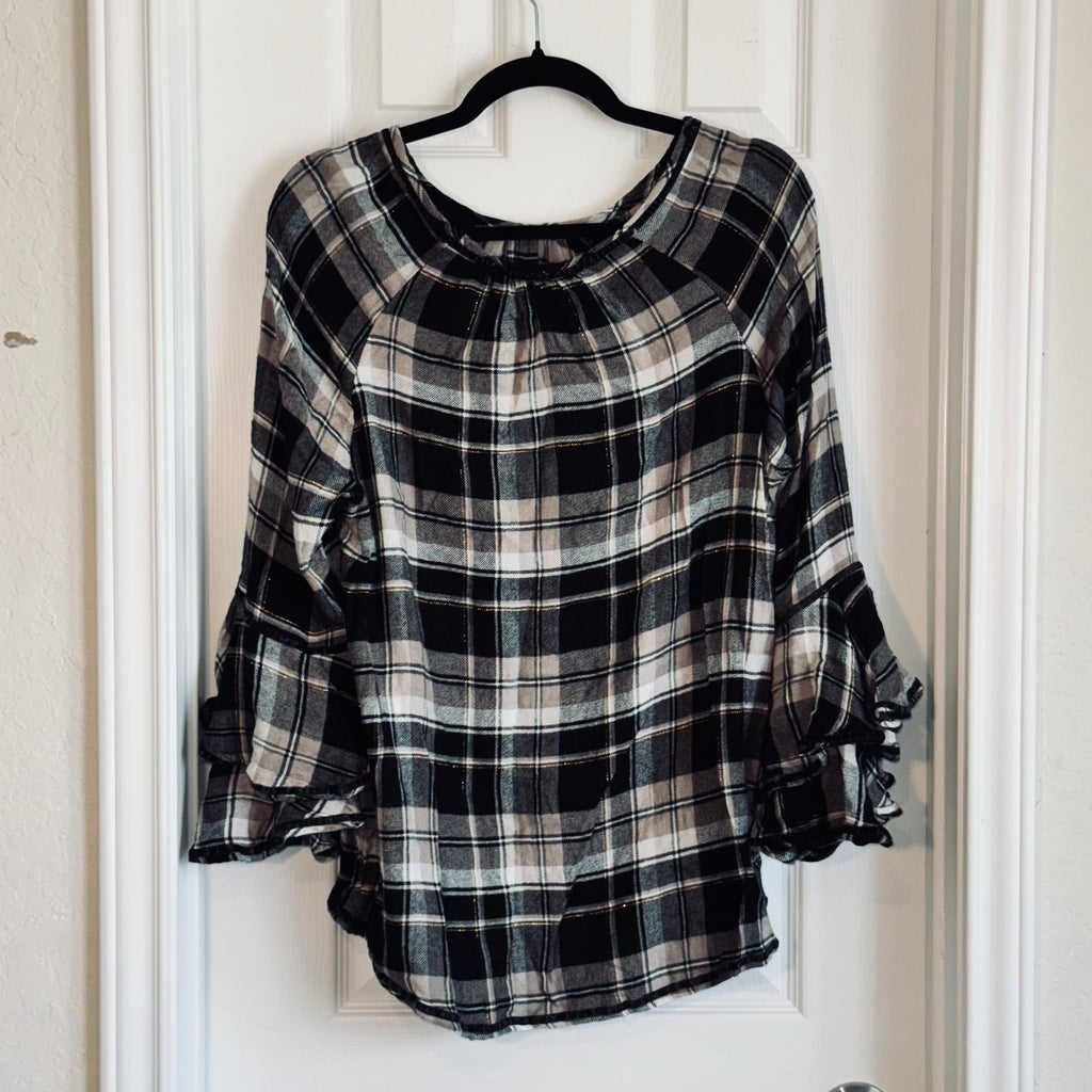 Plaid Ruffle-Sleeve Blouse - Black & Cream