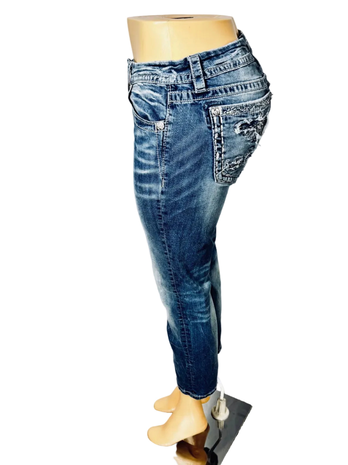 Vintage Y2K Era Miss Me Jeans Medium Wash Womens 31” waist Pre Owned