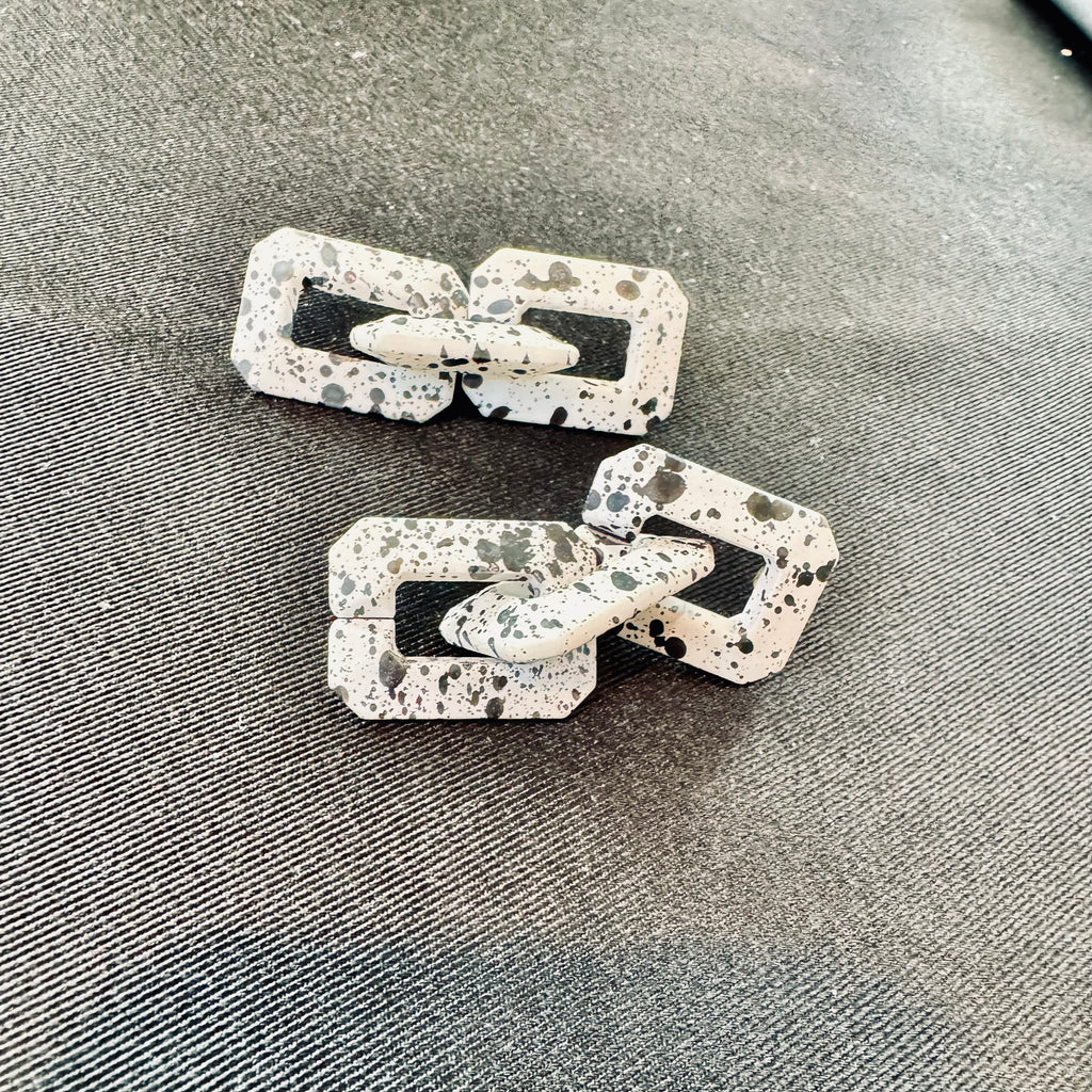1980s Vintage Dalmatian Speckle Chain Link Dangle Earrings | Retro Plastic Geometric Statement Drops