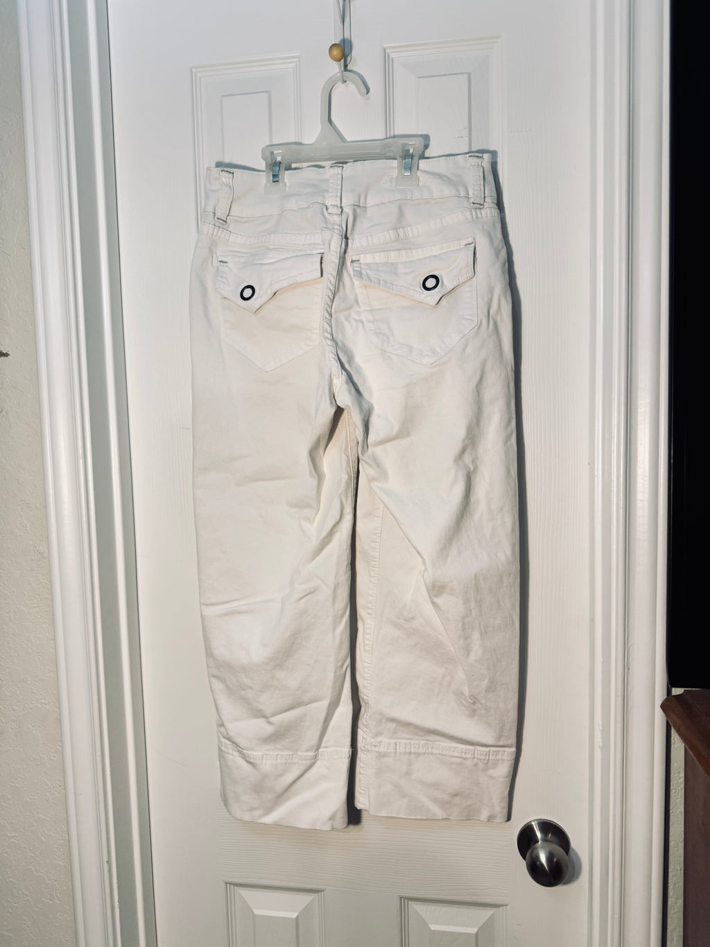 JAG Jeans Women's White Stretch Utility Capri Pants - Size 4