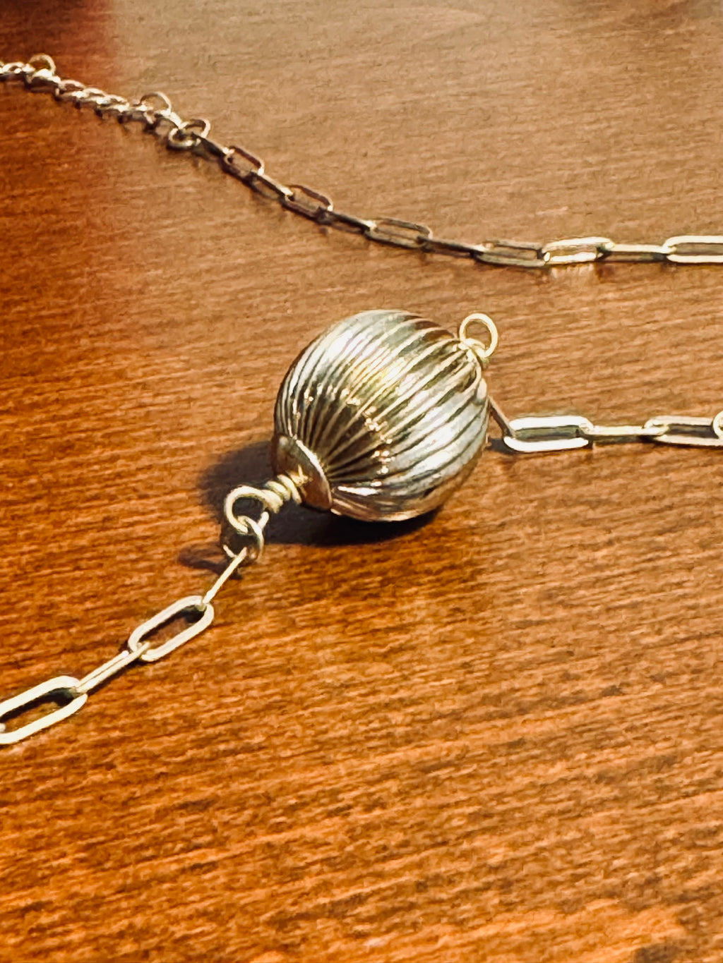 Canvas Style Gold-Tone Ribbed Melon Bead Pendant Necklace – Delicate Paperclip Link Chain with Extender