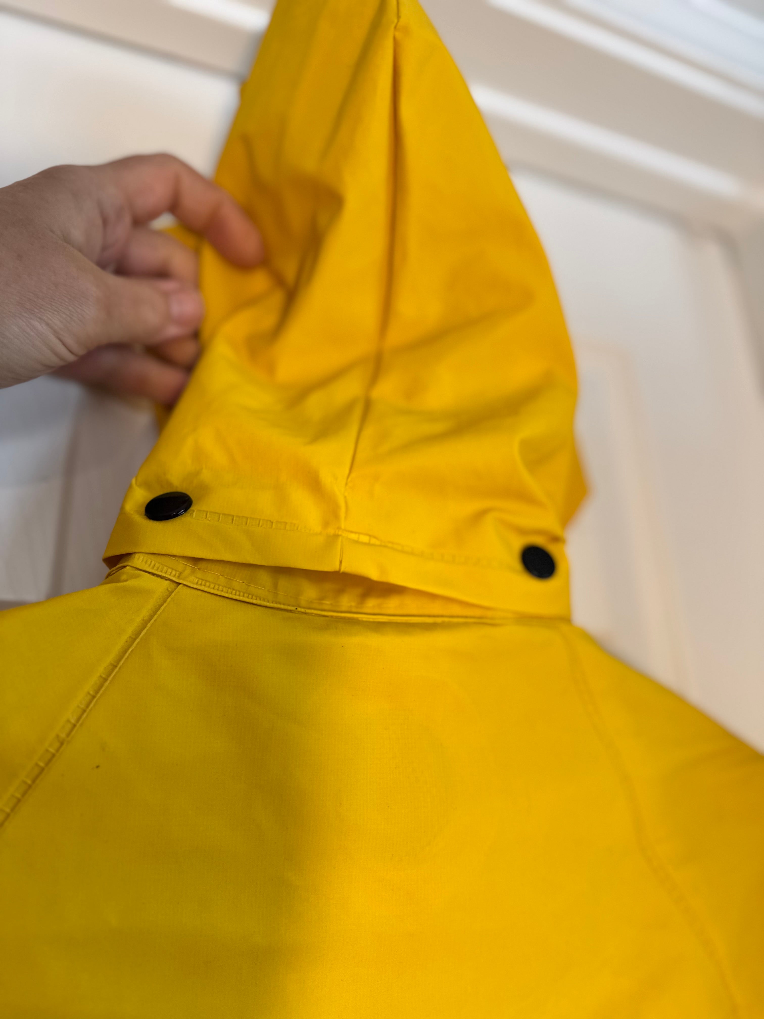 Vintage Spitfire Gleneagles Yellow Raincoat Plaid Lined Slicker Jacket M/L