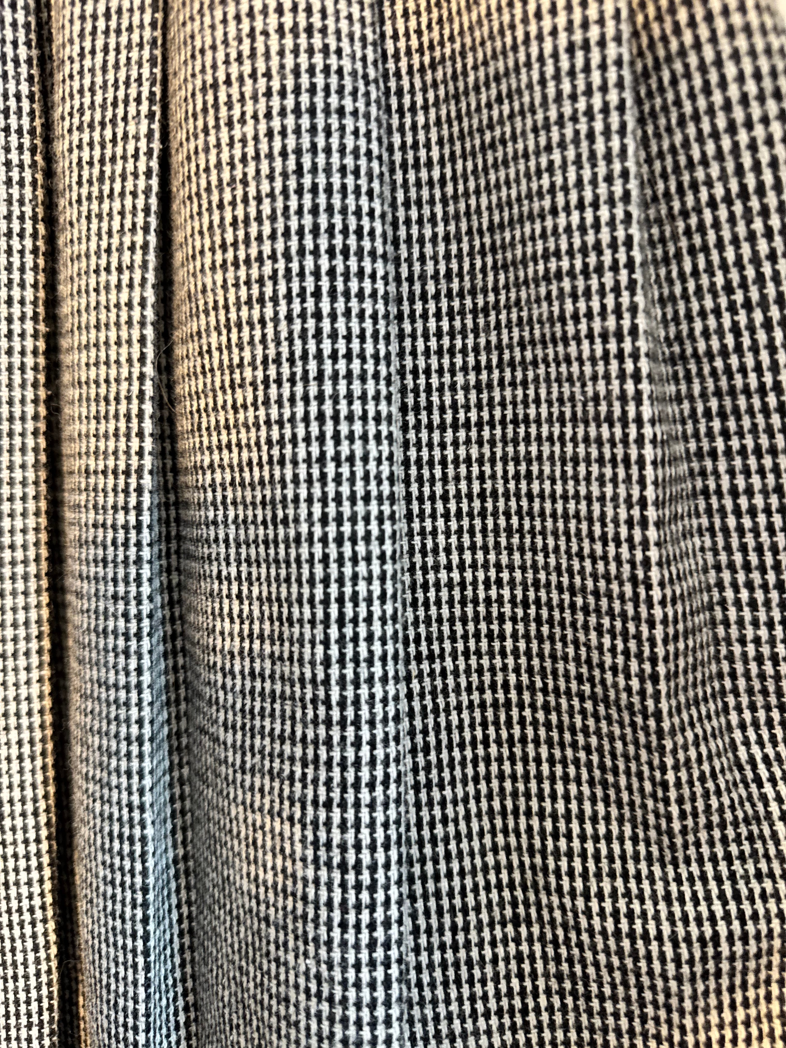 Vintage Sag Harbor Wool Blend Pleated Skirt Size 12 Houndstooth Dark Academia
